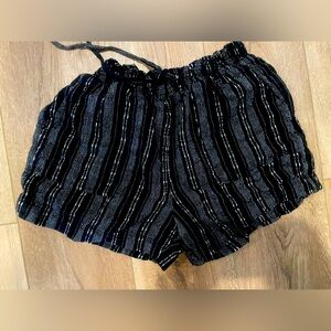 Boho shorts small